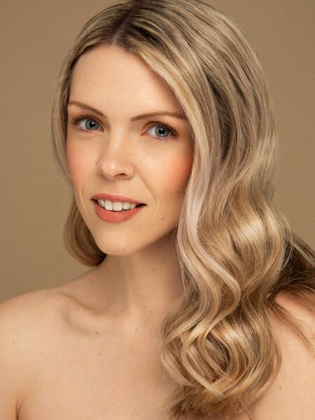 Lynne S
